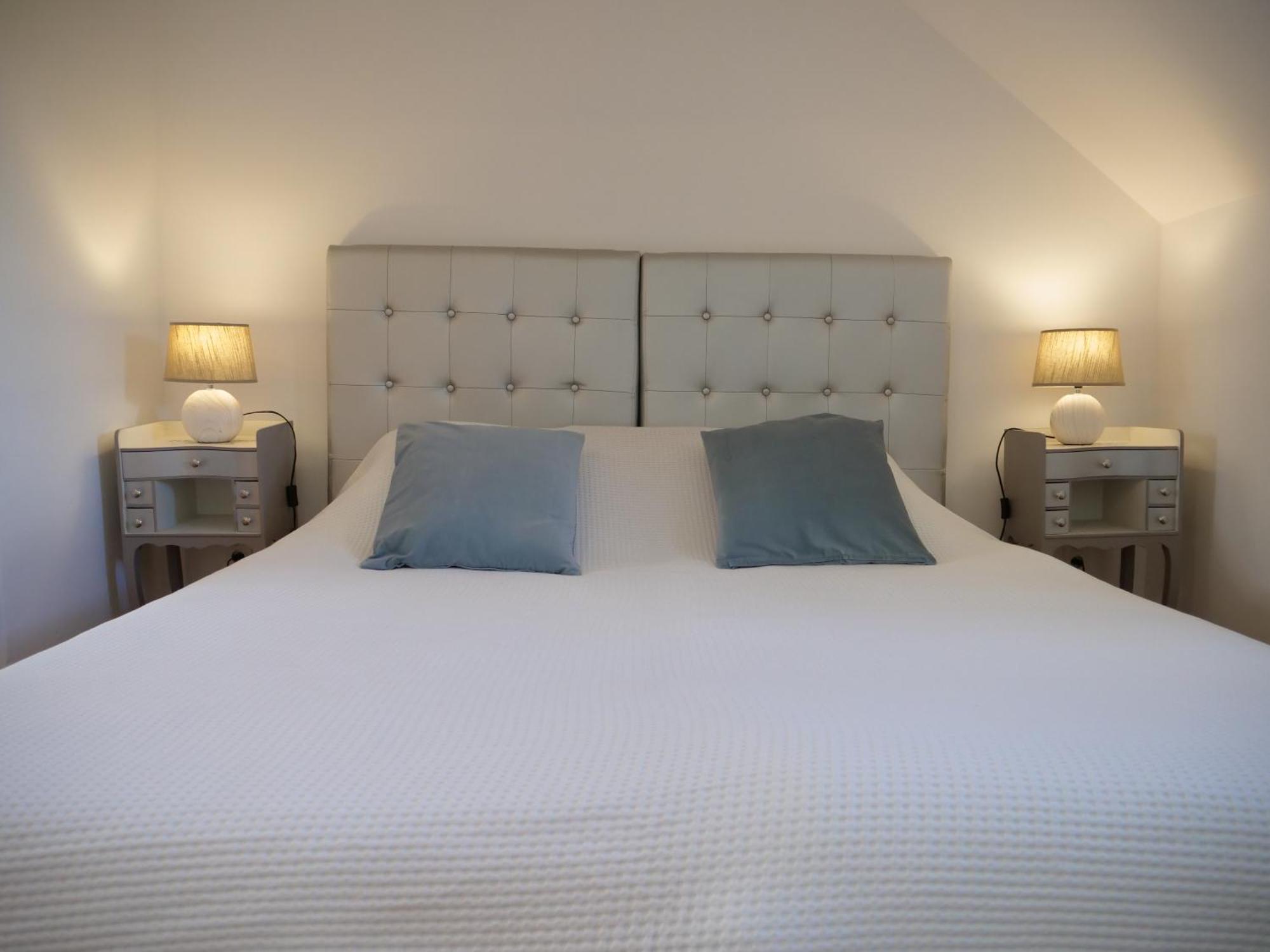Les Gites Du Couesnon Pontorson Habitación foto